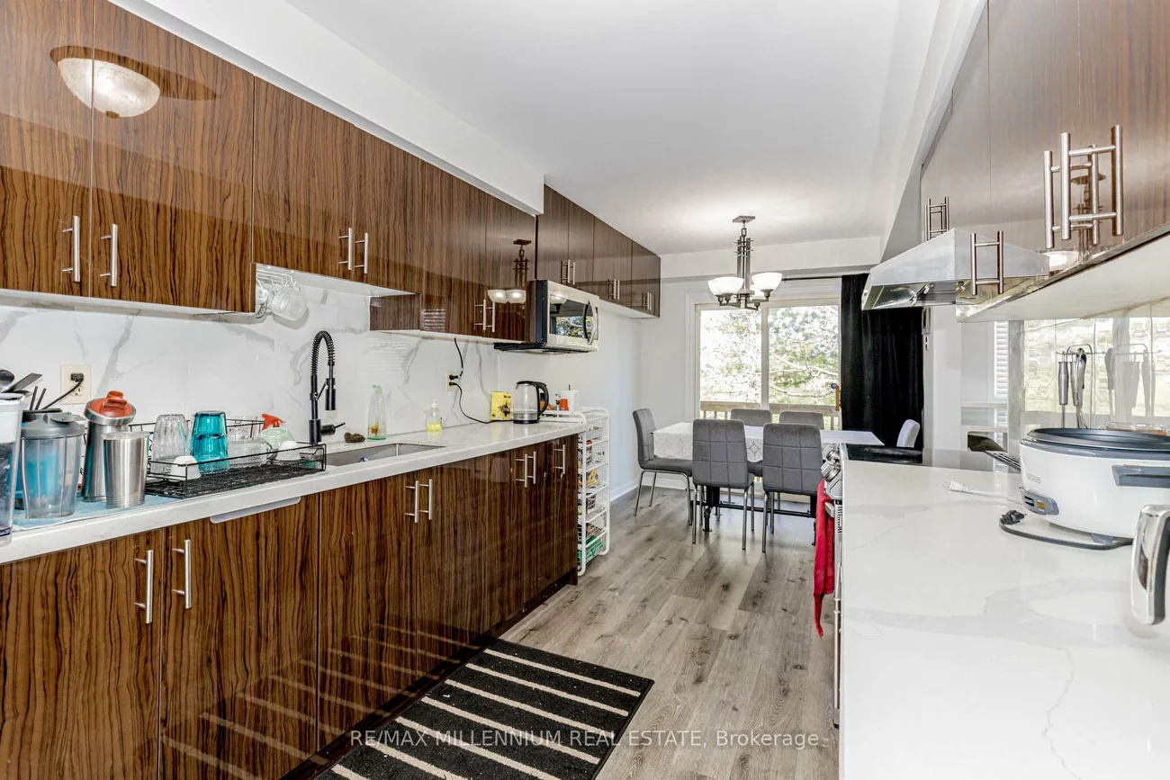 4605, Donegal, Central Erin Mills, Mississauga