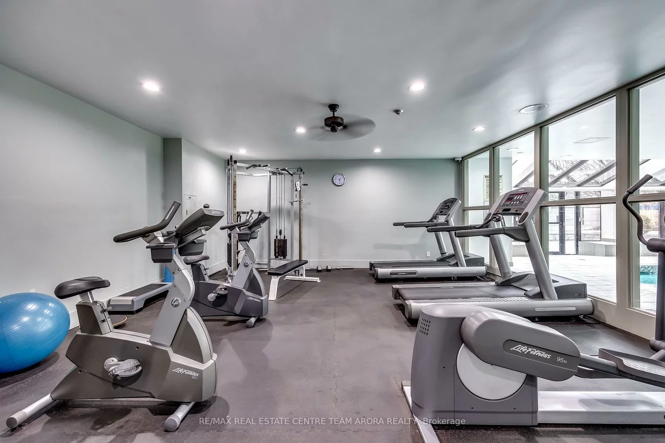 200, Robert Speck, Rathwood, Mississauga