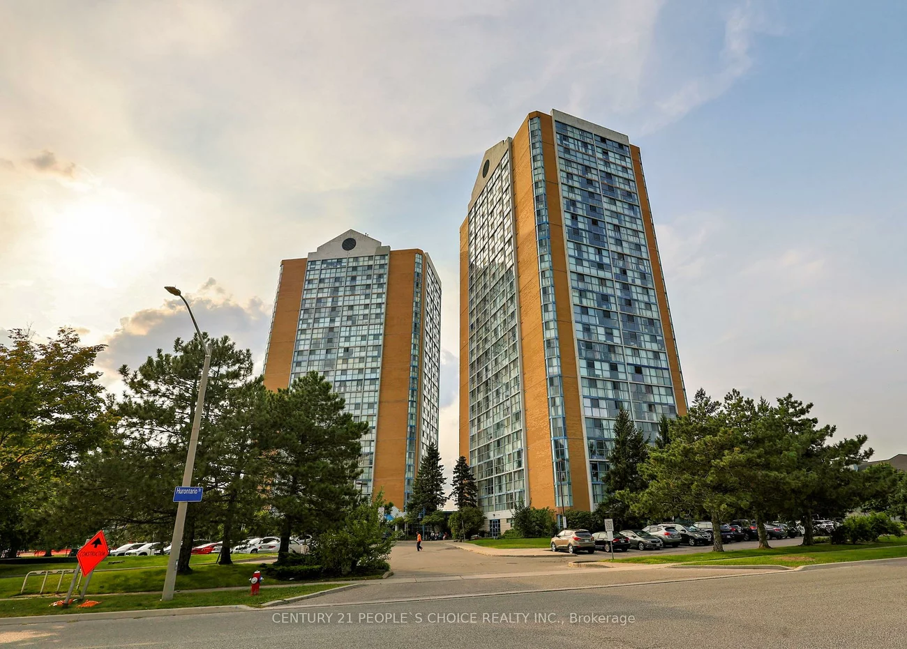 35, Trailwood, Hurontario, Mississauga