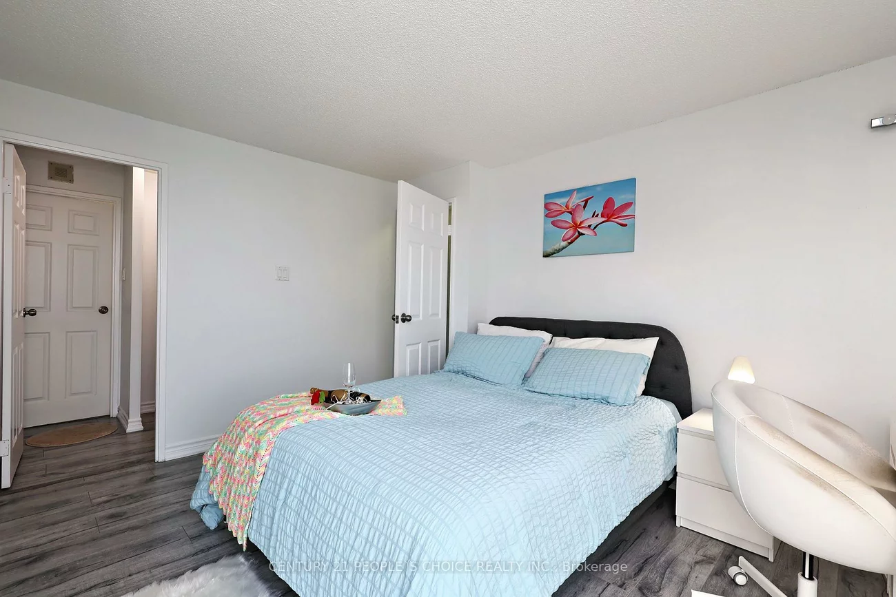 35, Trailwood, Hurontario, Mississauga
