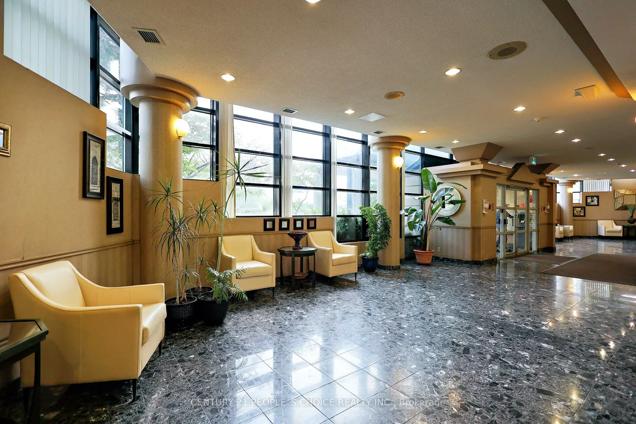 35, Trailwood, Hurontario, Mississauga