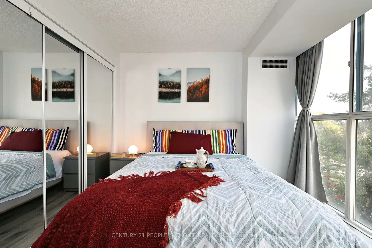 35, Trailwood, Hurontario, Mississauga