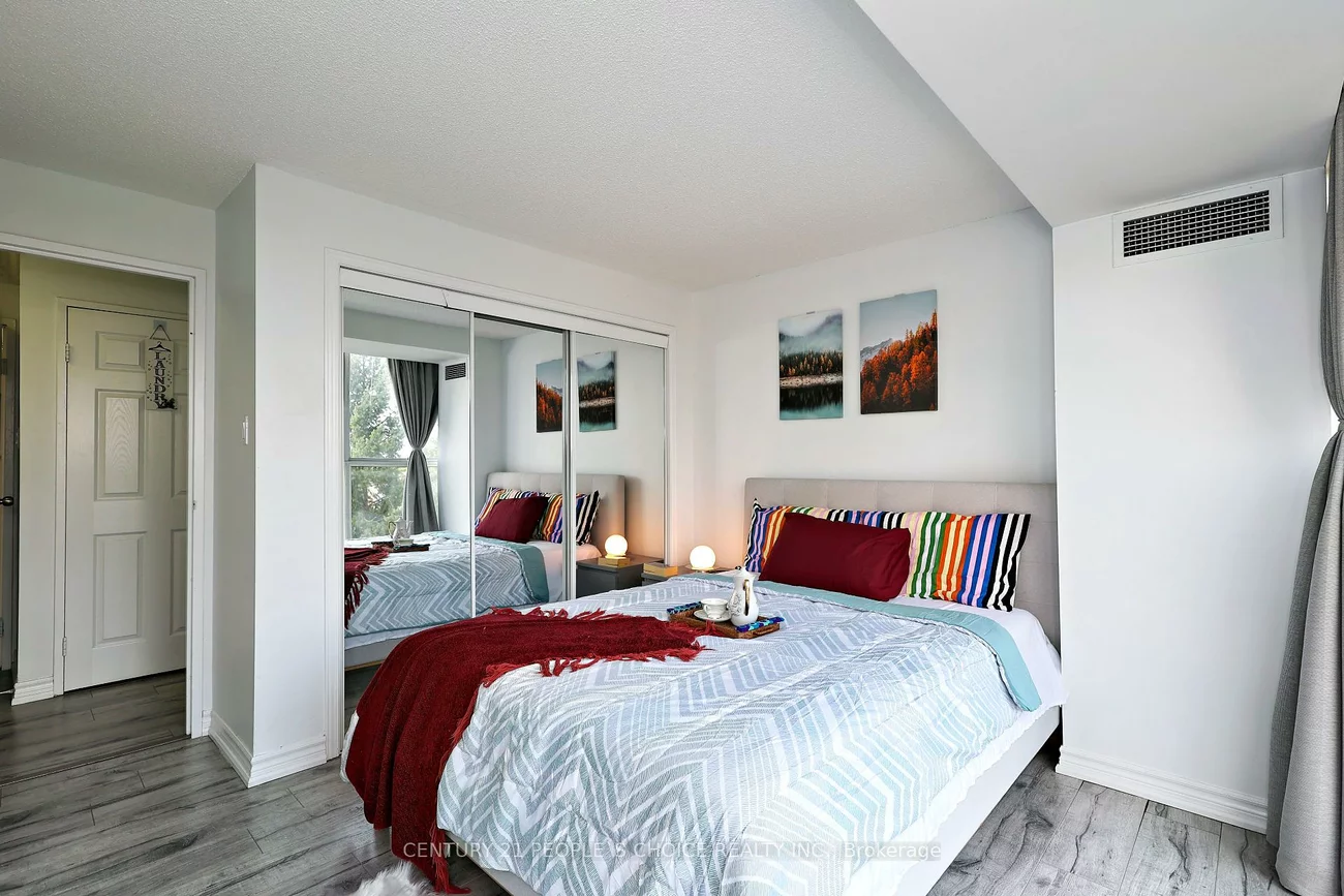 35, Trailwood, Hurontario, Mississauga