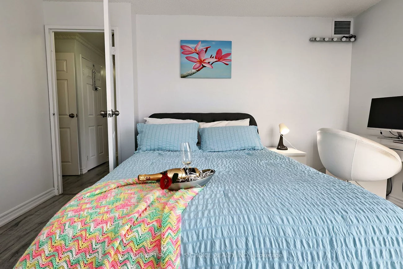 35, Trailwood, Hurontario, Mississauga