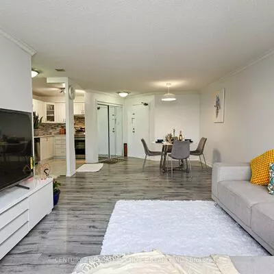 35, Trailwood, Hurontario, Mississauga