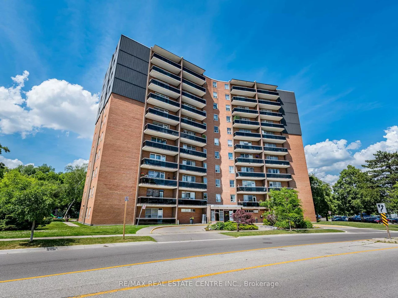 3145, Queen Frederica, Applewood, Mississauga