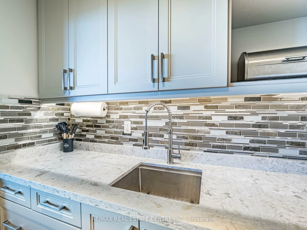 3145, Queen Frederica, Applewood, Mississauga