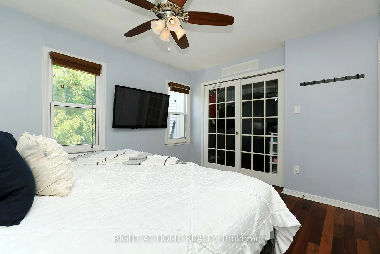 333, Meadows, Rathwood, Mississauga