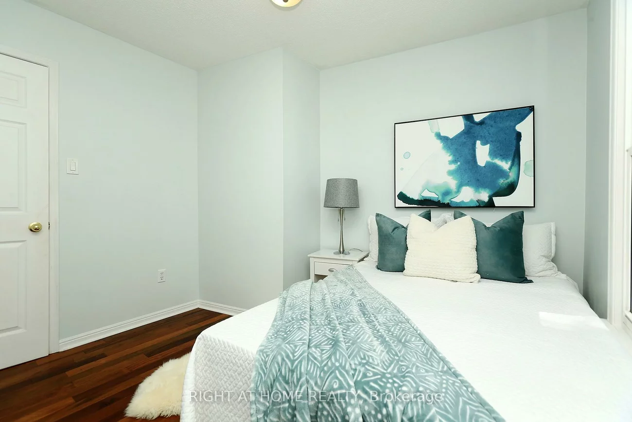 333, Meadows, Rathwood, Mississauga