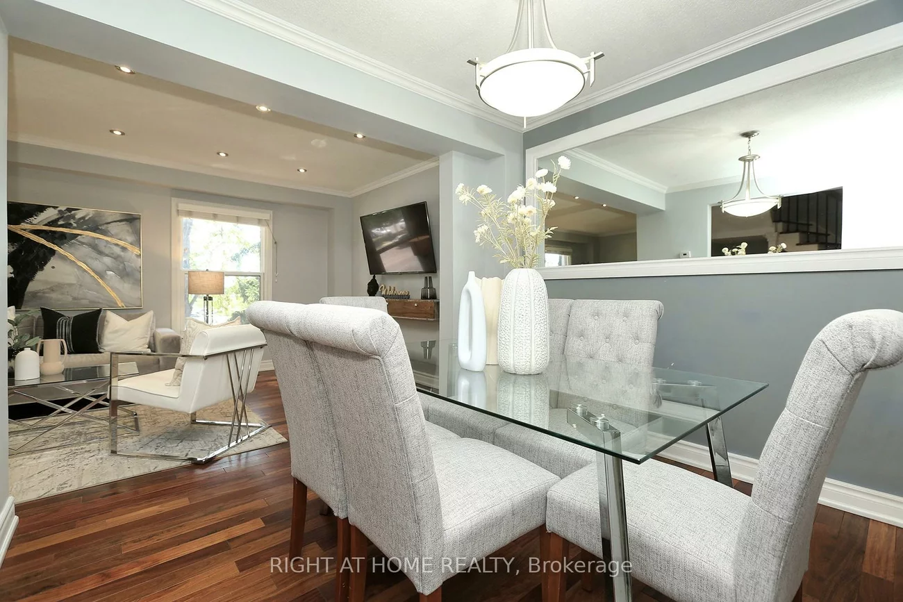 333, Meadows, Rathwood, Mississauga