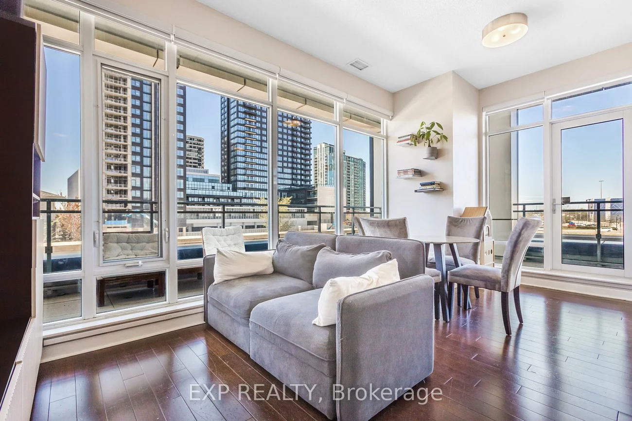 360, Square One, City Centre, Mississauga