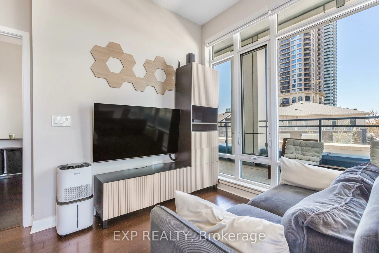 360, Square One, City Centre, Mississauga