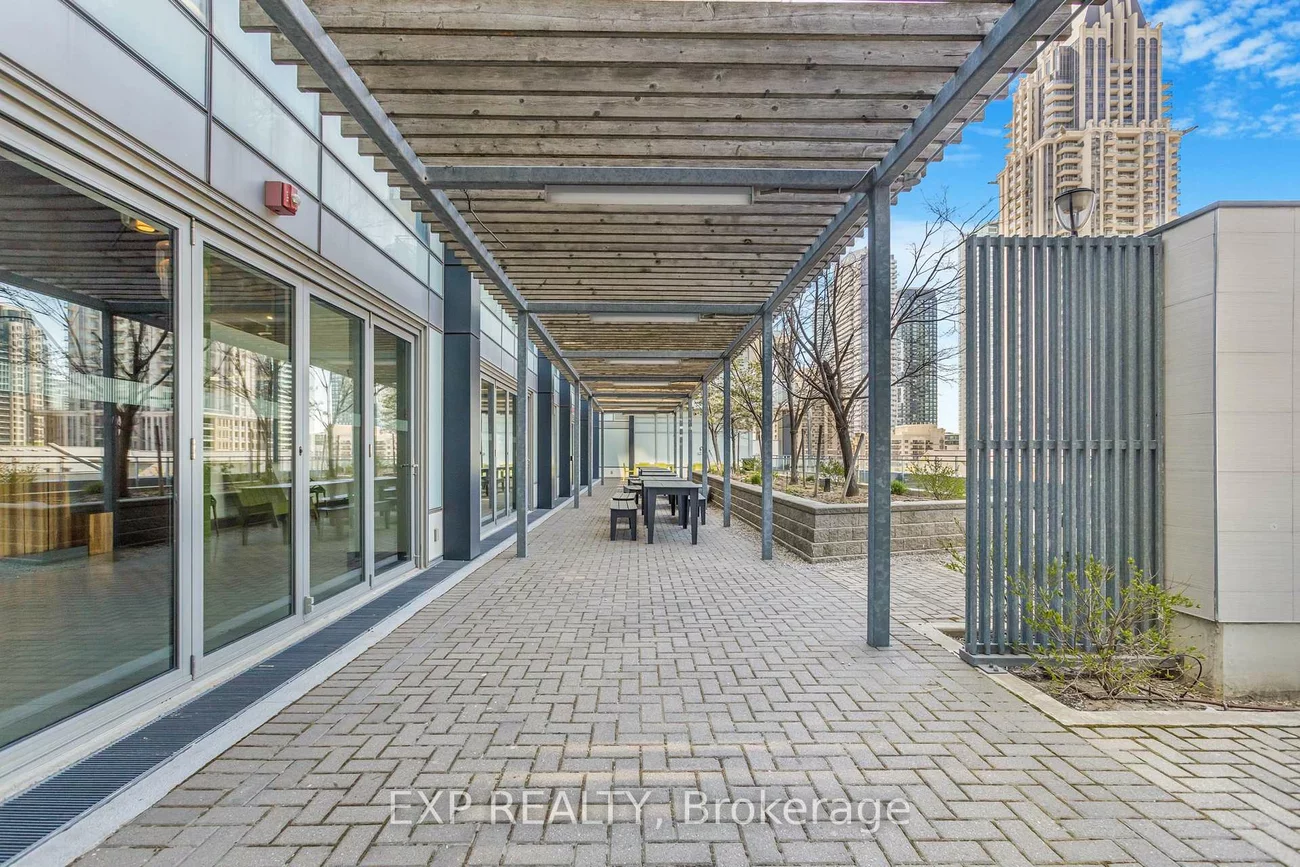 360, Square One, City Centre, Mississauga