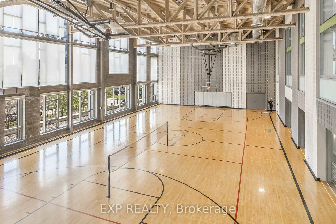 360, Square One, City Centre, Mississauga
