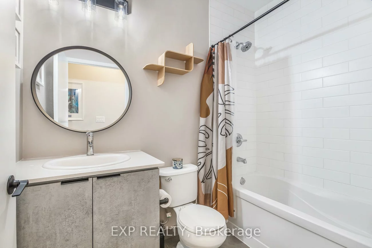360, Square One, City Centre, Mississauga