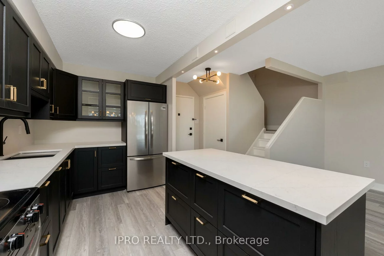 1050, Stainton, Erindale, Mississauga