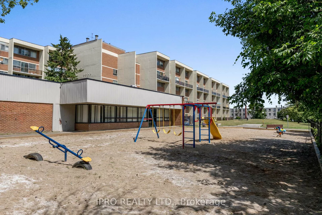 1050, Stainton, Erindale, Mississauga