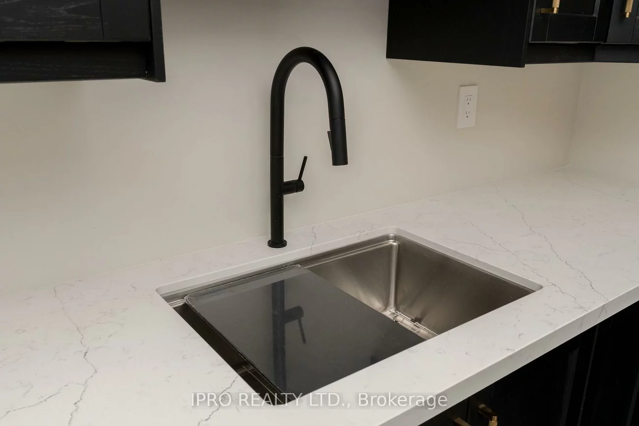 1050, Stainton, Erindale, Mississauga