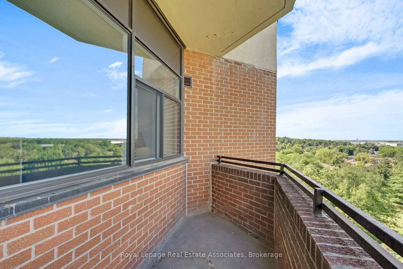 2301, Derry, Meadowvale, Mississauga