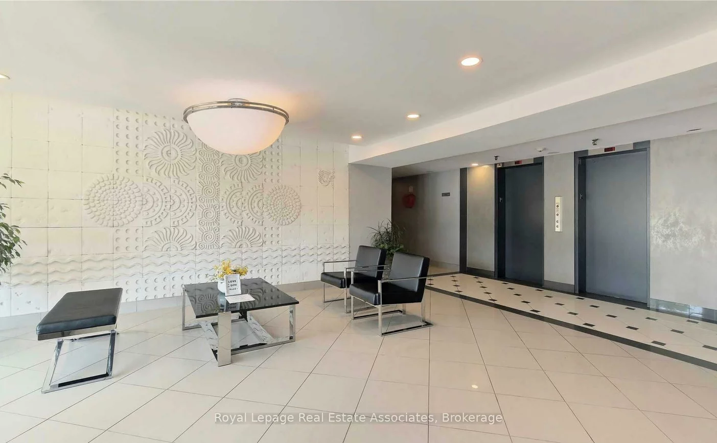 2301, Derry, Meadowvale, Mississauga