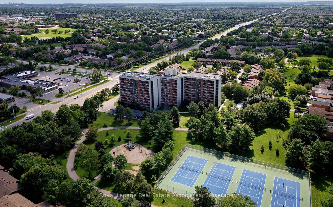 2301, Derry, Meadowvale, Mississauga