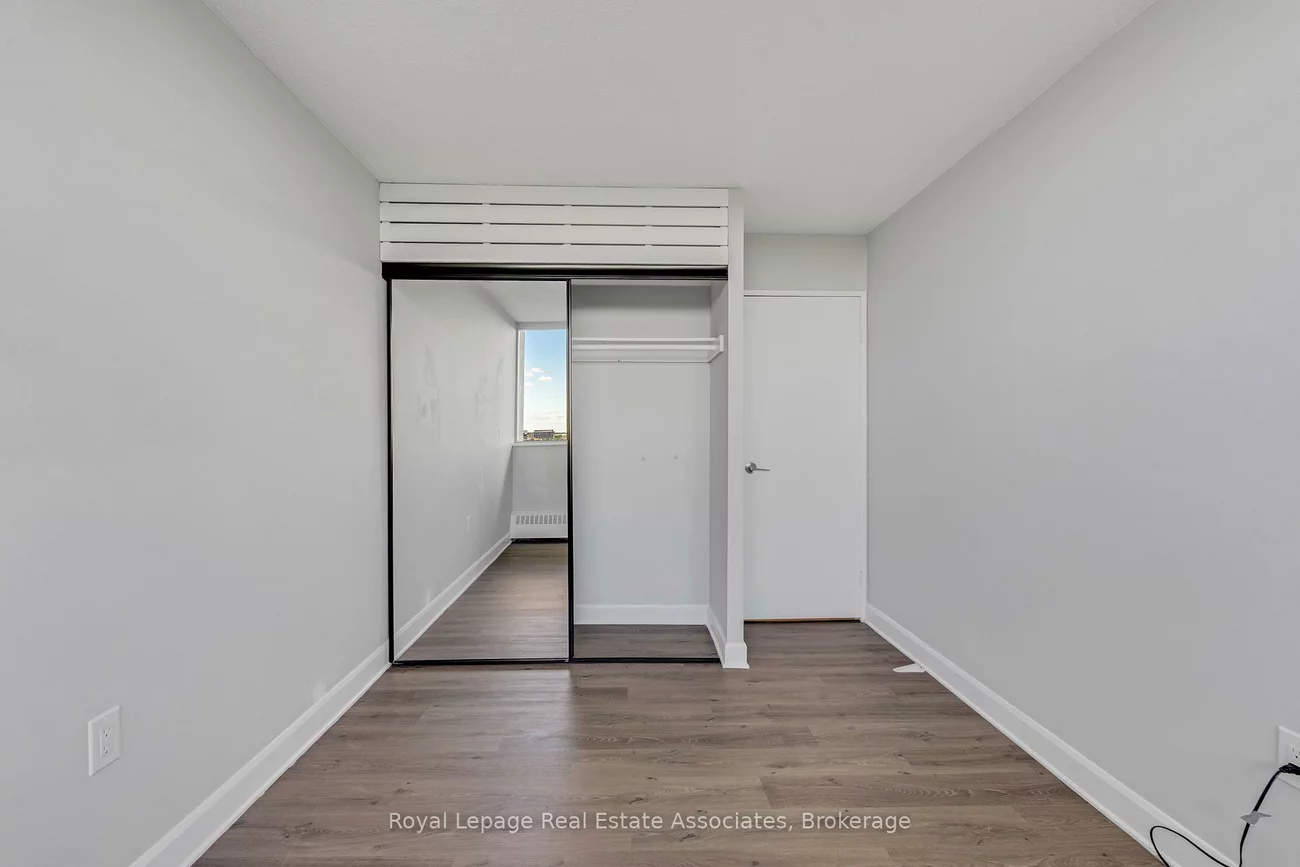 2301, Derry, Meadowvale, Mississauga