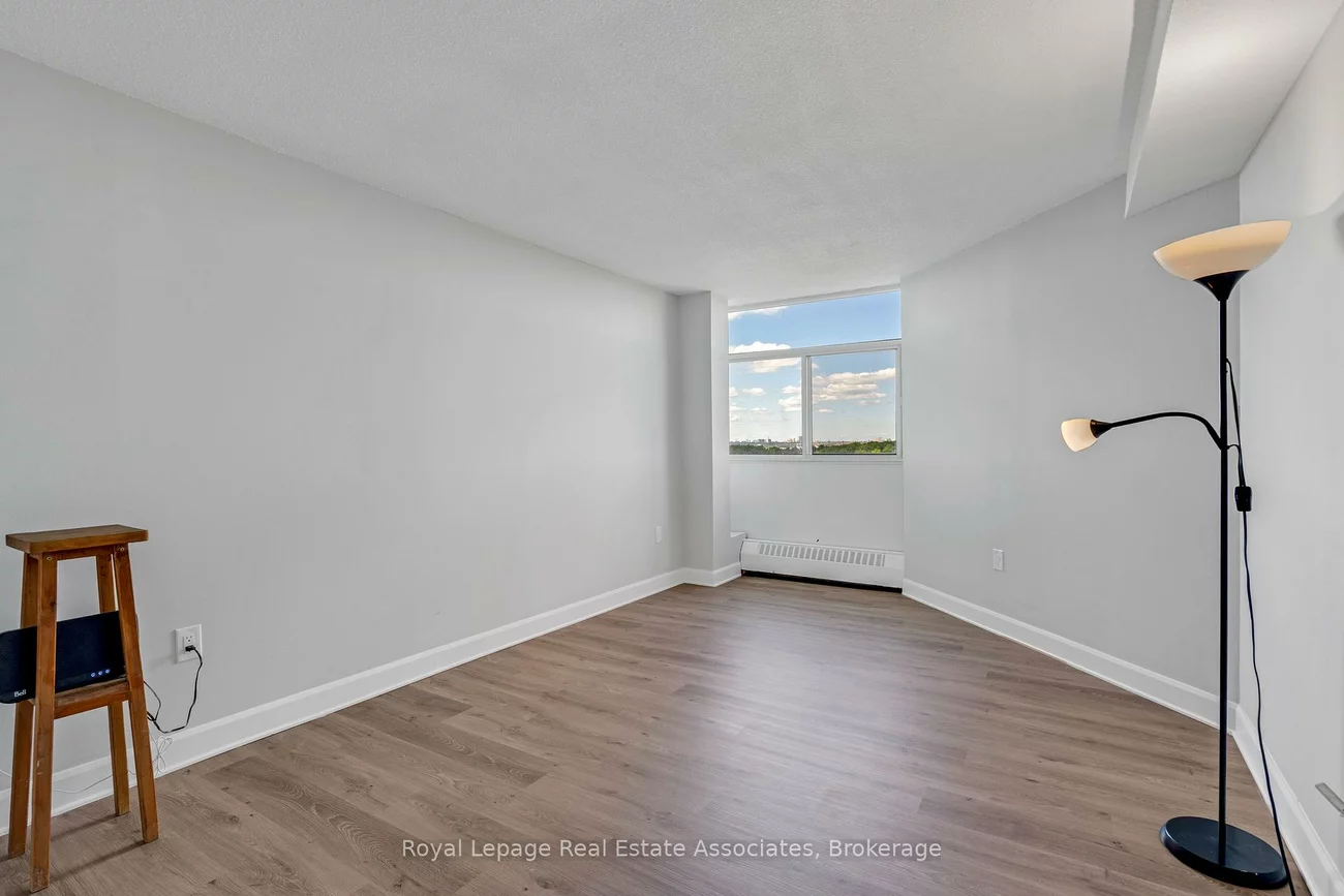 2301, Derry, Meadowvale, Mississauga
