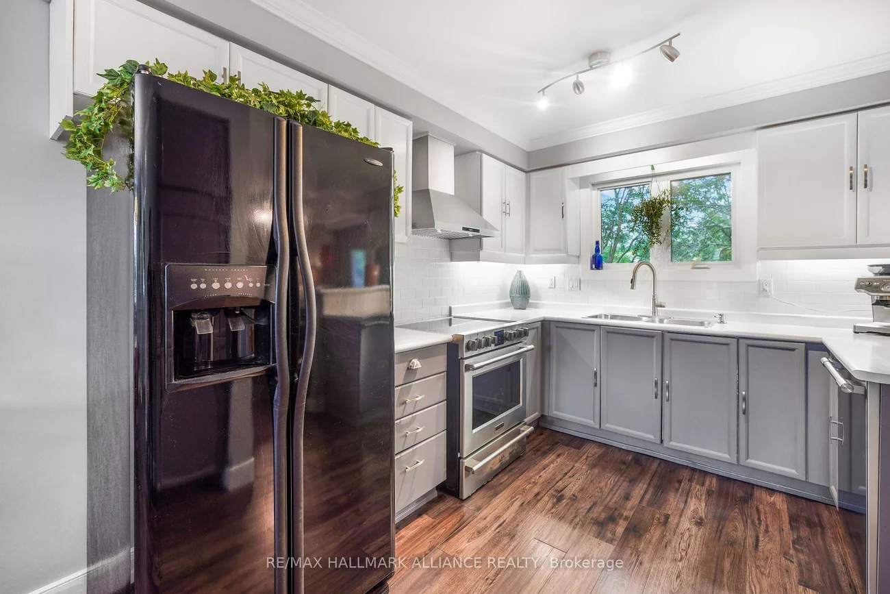 6859, Edenwood, Meadowvale, Mississauga