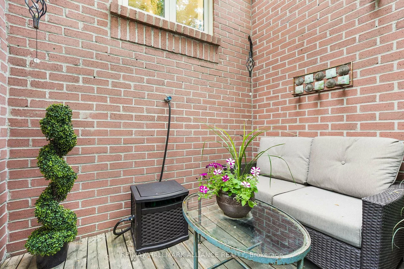 6859, Edenwood, Meadowvale, Mississauga