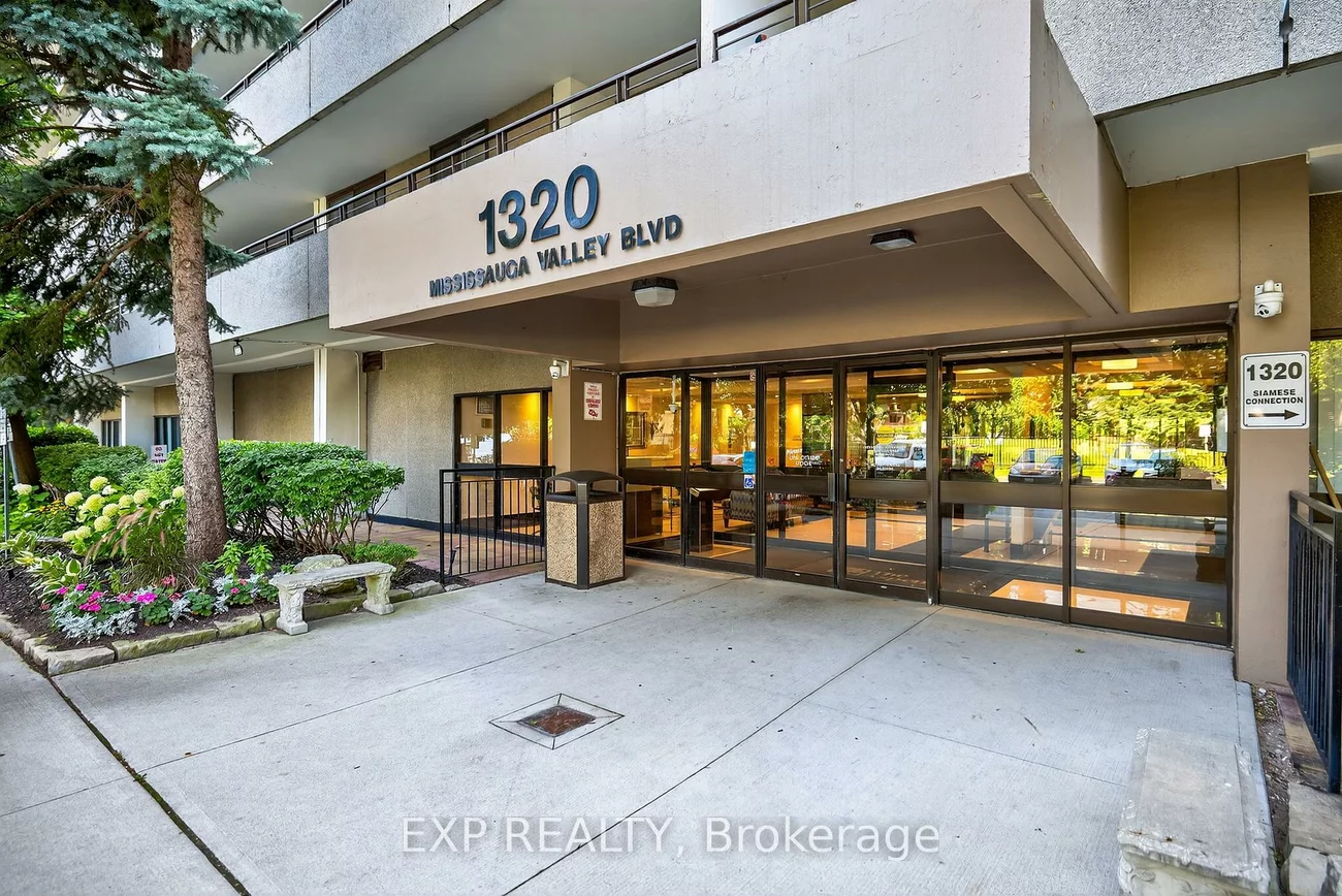 1320, Mississauga Valley, Mississauga Valleys, Mississauga
