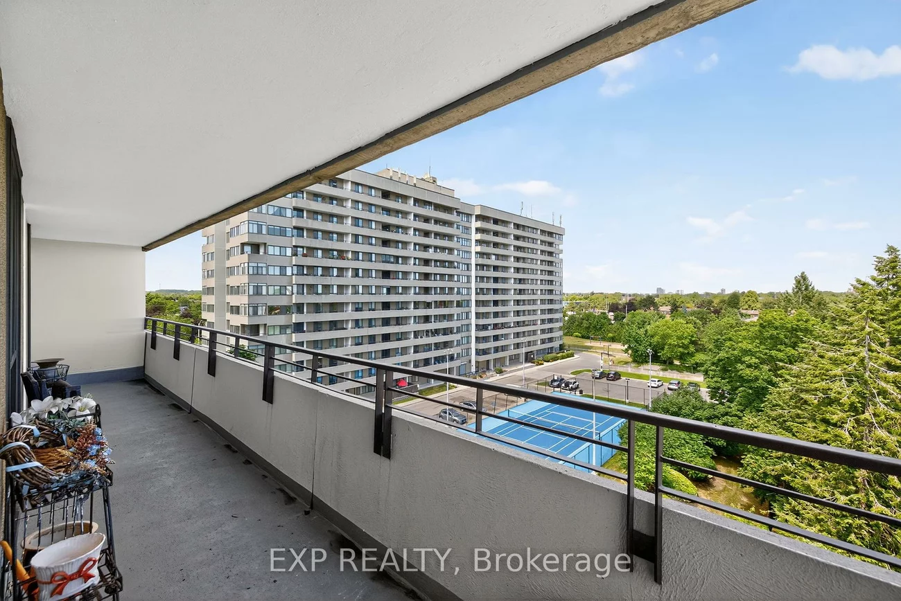 1320, Mississauga Valley, Mississauga Valleys, Mississauga