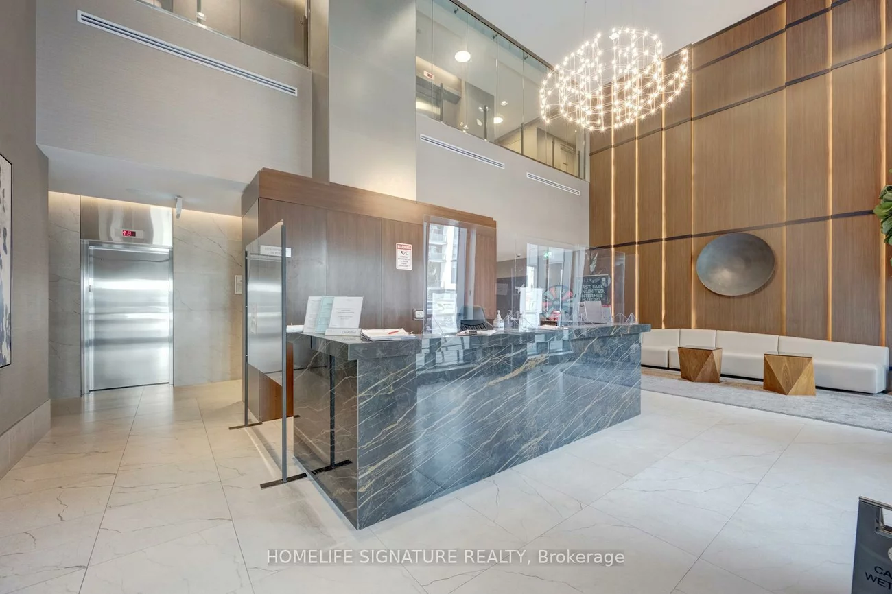 8, Nahani, Hurontario, Mississauga