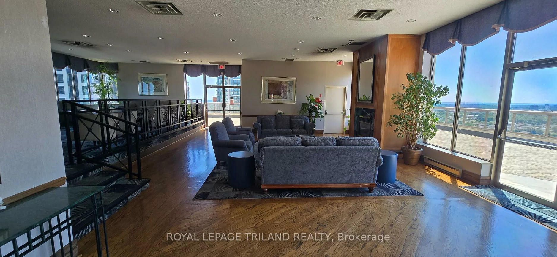 55, Elm, City Centre, Mississauga