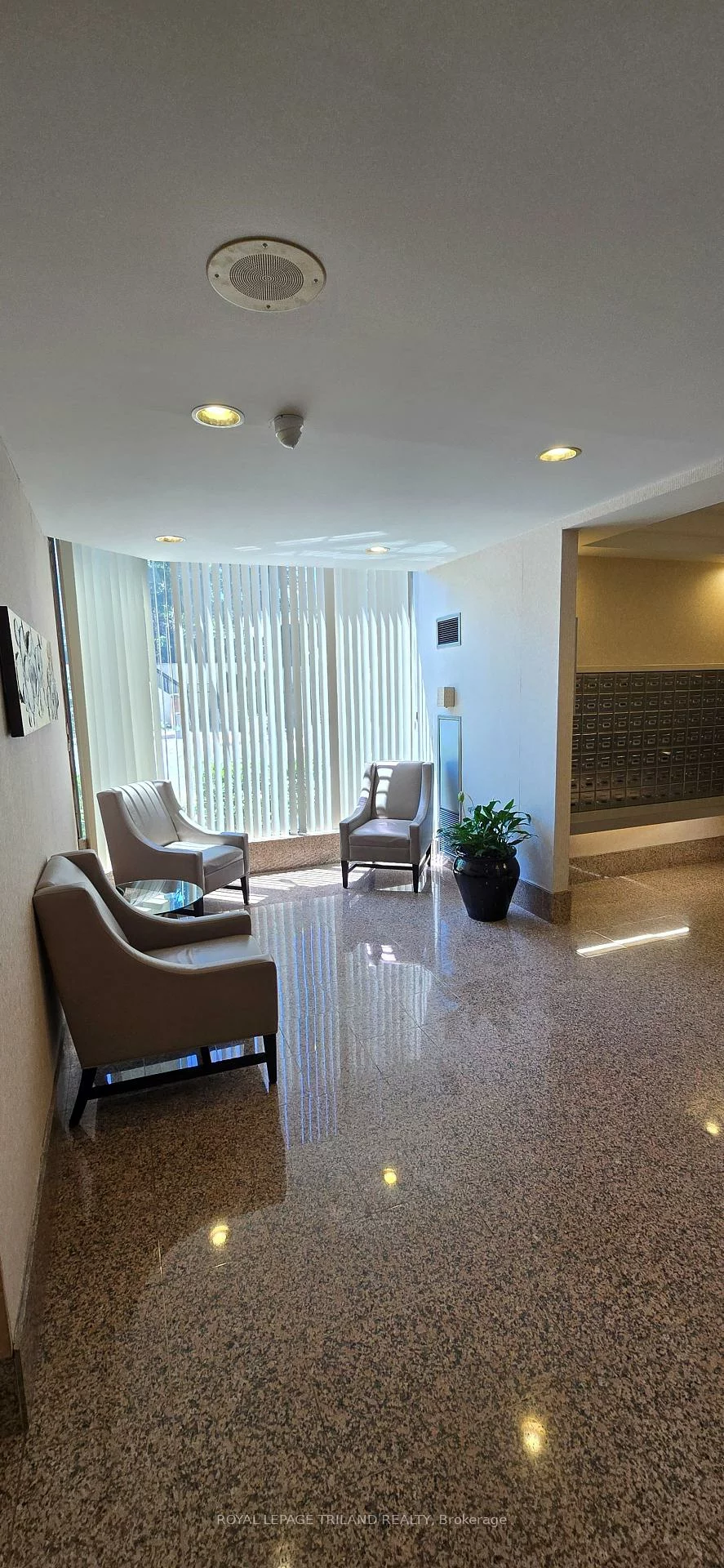 55, Elm, City Centre, Mississauga