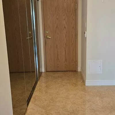 55, Elm, City Centre, Mississauga