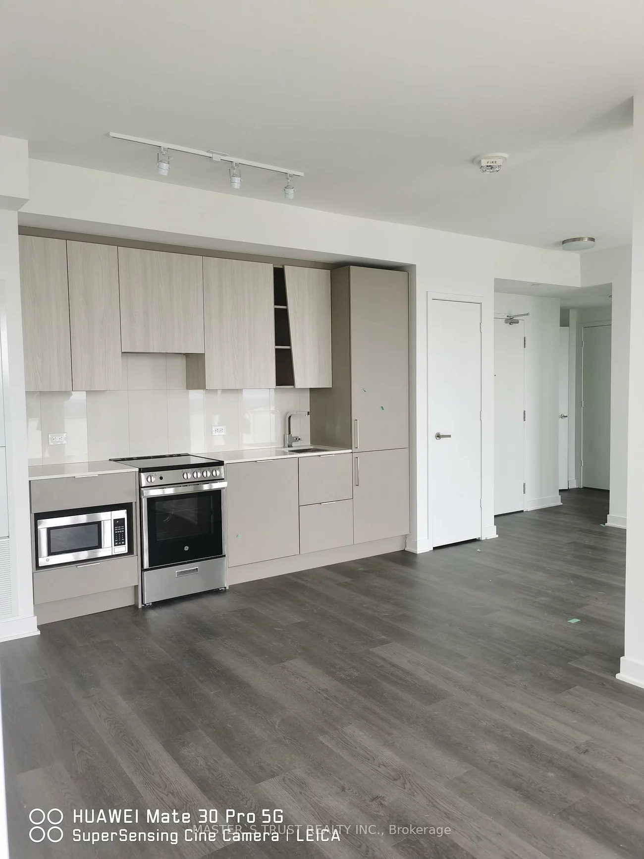 3900, Confederation, City Centre, Mississauga