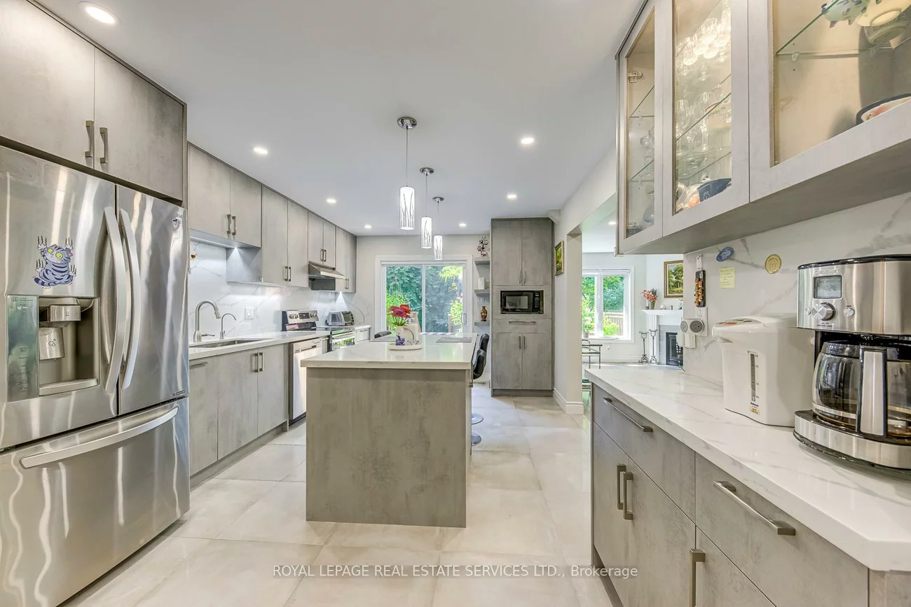 1905, Broad Hollow, Erin Mills, Mississauga