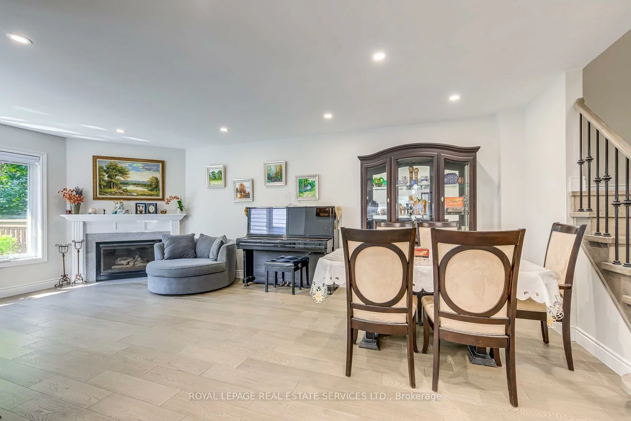 1905, Broad Hollow, Erin Mills, Mississauga