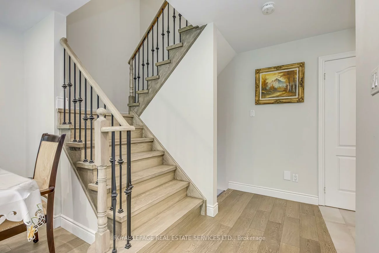 1905, Broad Hollow, Erin Mills, Mississauga