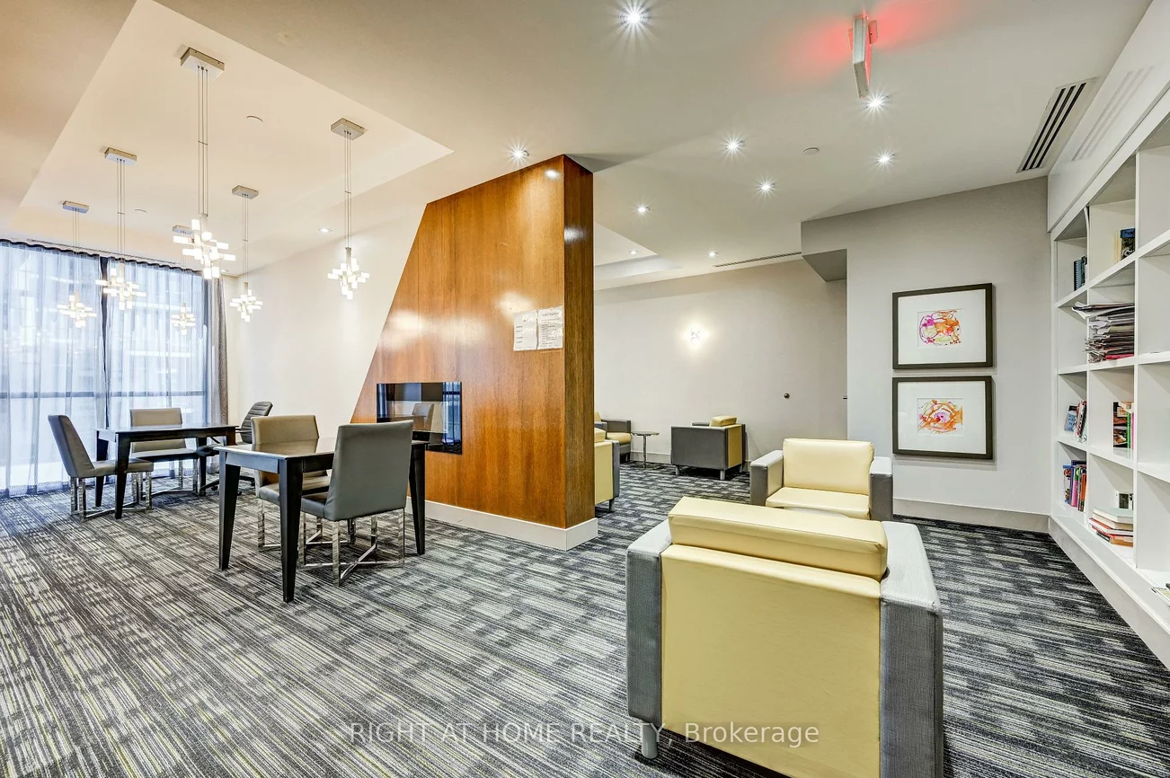 55, Eglinton, Hurontario, Mississauga