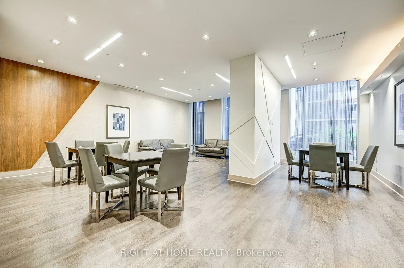 55, Eglinton, Hurontario, Mississauga