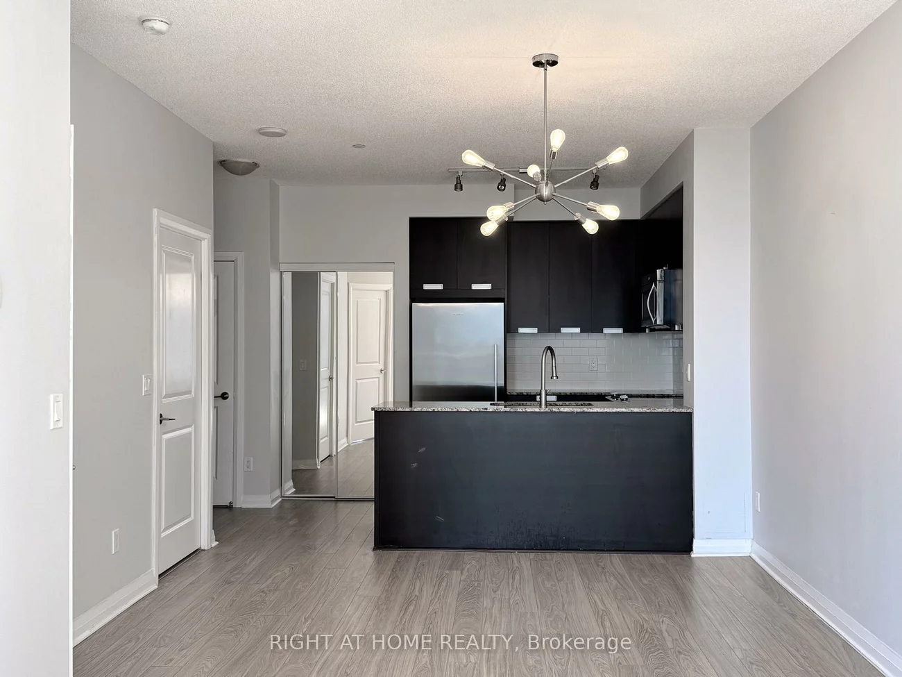 55, Eglinton, Hurontario, Mississauga