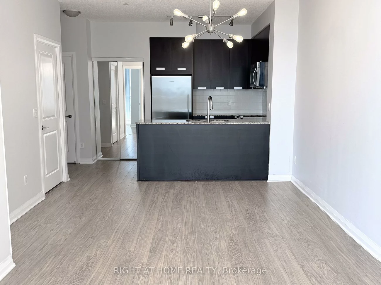 55, Eglinton, Hurontario, Mississauga