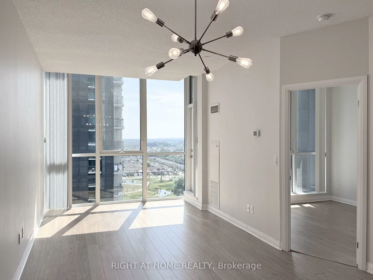 55, Eglinton, Hurontario, Mississauga