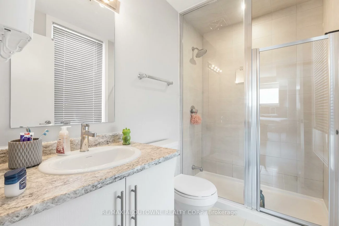 3472, Widdicombe, Erin Mills, Mississauga
