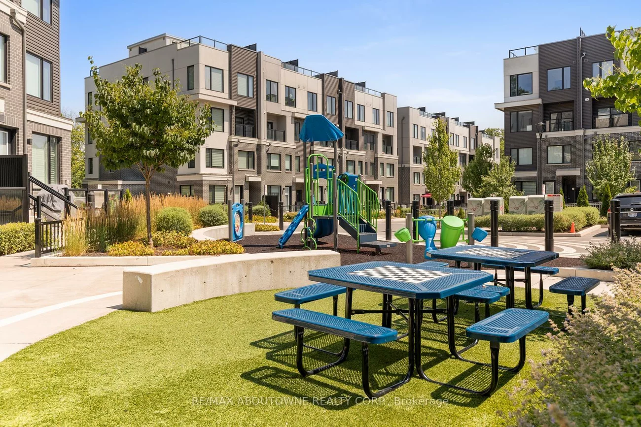 3472, Widdicombe, Erin Mills, Mississauga