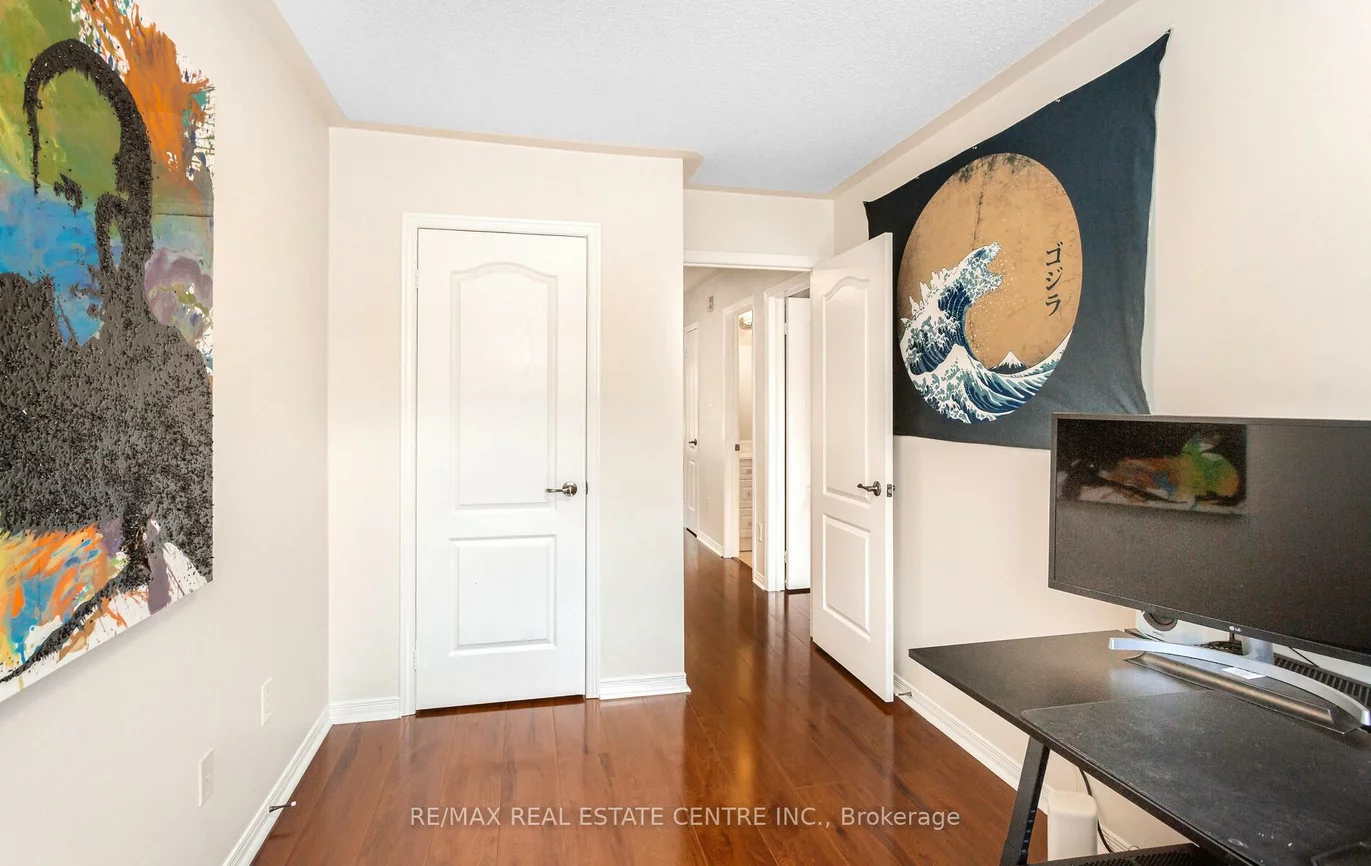 7360, Zinnia, Meadowvale Village, Mississauga