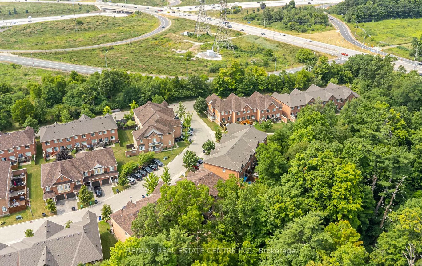 7360, Zinnia, Meadowvale Village, Mississauga