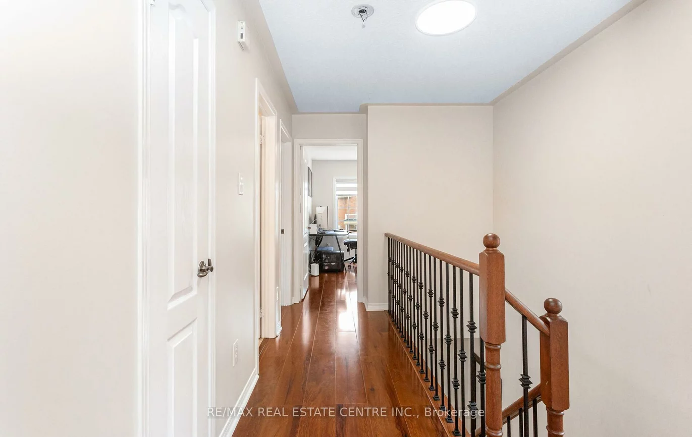 7360, Zinnia, Meadowvale Village, Mississauga