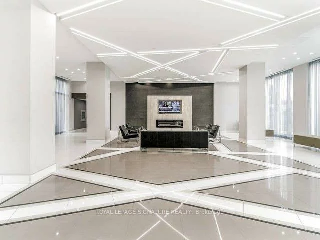 5025, Four Springs, Hurontario, Mississauga